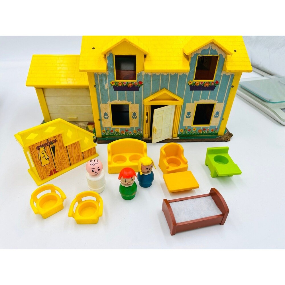 VTG Fisher Price Little People #952 Yellow Blue Play Family House 1969 w dolls